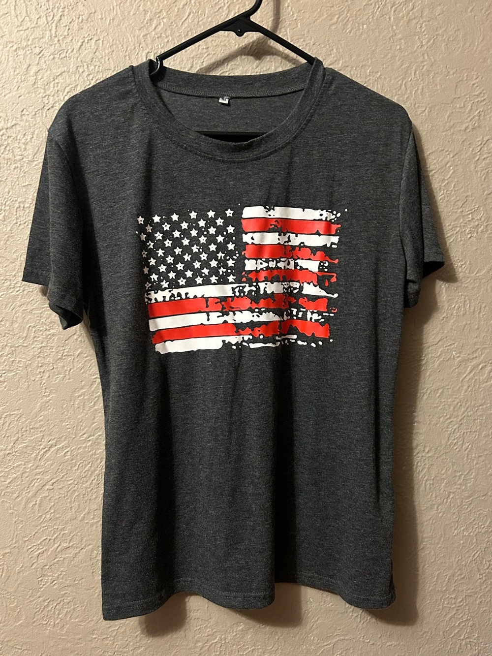 Amazon Men's Charcoal Grey Short Sleeve Tee with Distressed American Flag